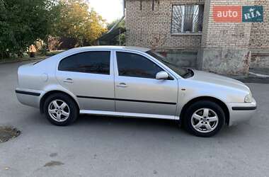 Ліфтбек Skoda Octavia 2004 в Запоріжжі