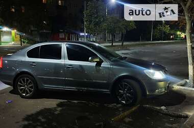 Лифтбек Skoda Octavia 2012 в 
