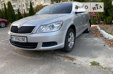 Лифтбек Skoda Octavia 2011 в Киеве