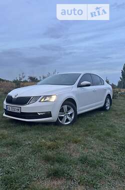 Ліфтбек Skoda Octavia 2017 в Черкасах