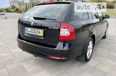 Універсал Skoda Octavia 2011 в Харкові