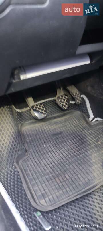 Універсал Skoda Octavia 2009 в Харкові фото 5 Універсал Skoda Octavia 2009 в Харкові