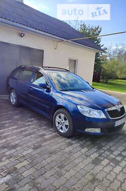 Універсал Skoda Octavia 2011 в Драчинцях