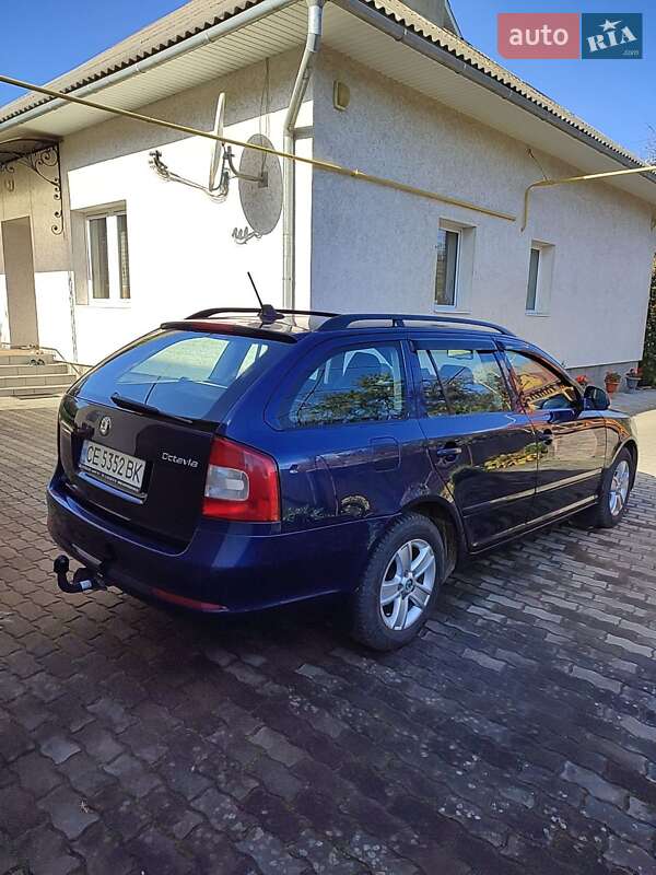 Универсал Skoda Octavia 2011 в Глыбокой