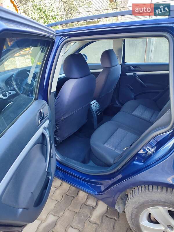 Универсал Skoda Octavia 2011 в Глыбокой