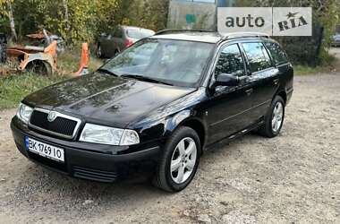 Универсал Skoda Octavia 2004 в Ровно