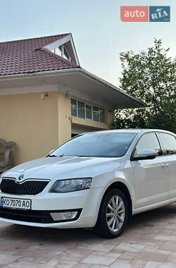 Лифтбек Skoda Octavia 2013 в Ужгороде