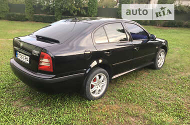 Лифтбек Skoda Octavia 2005 в 