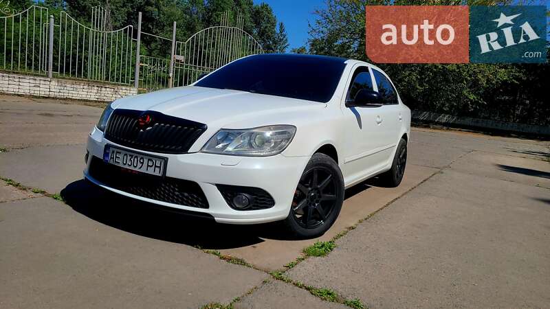 Лифтбек Skoda Octavia 2010 в Днепре