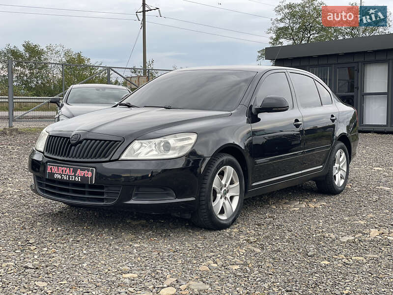 Лифтбек Skoda Octavia 2010 в 
