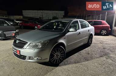 Ліфтбек Skoda Octavia 2010 в Запоріжжі