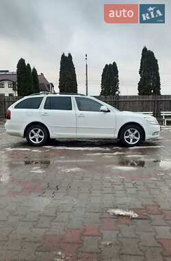 Універсал Skoda Octavia 2011 в Хмельницькому