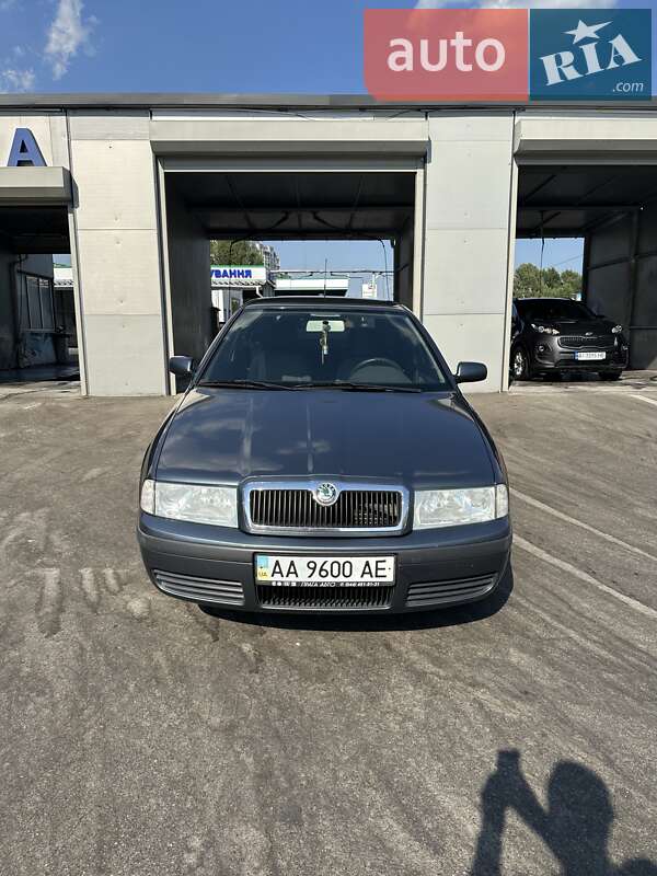 Ліфтбек Skoda Octavia 2004 в Києві