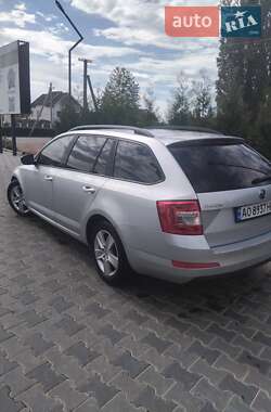 Універсал Skoda Octavia 2014 в Виноградові