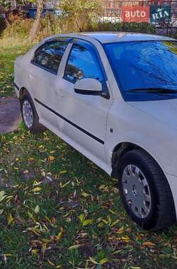Лифтбек Skoda Octavia 2010 в 
