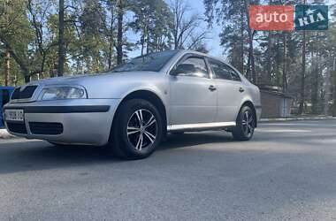 Ліфтбек Skoda Octavia 2003 в Бучі