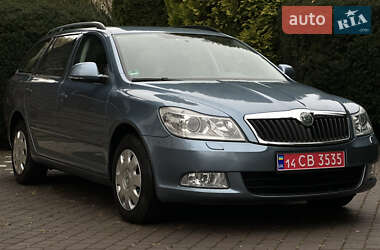 Універсал Skoda Octavia 2009 в Городку