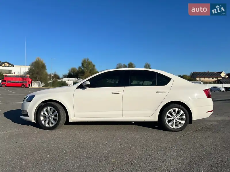 Лифтбек Skoda Octavia 2017 в 