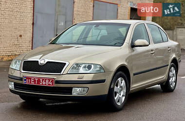 Ліфтбек Skoda Octavia 2006 в Рівному