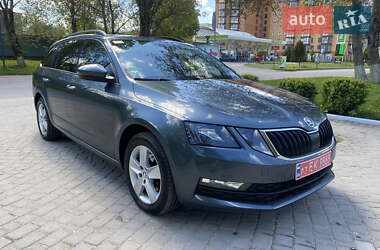 Универсал Skoda Octavia 2019 в Каменец-Подольском