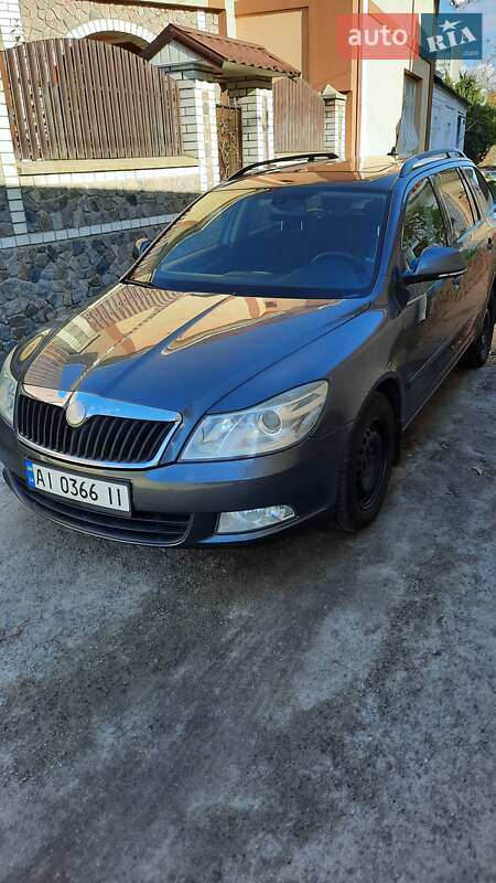 Универсал Skoda Octavia 2010 в 