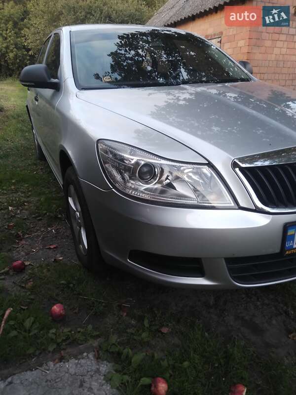 Лифтбек Skoda Octavia 2011 в Глухове