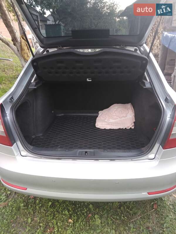 Лифтбек Skoda Octavia 2011 в Глухове