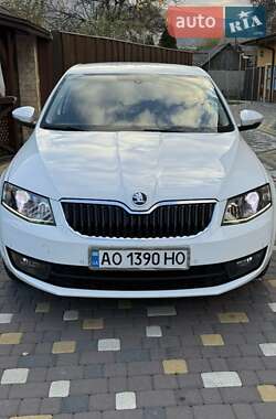 Лифтбек Skoda Octavia 2015 в Тячеве