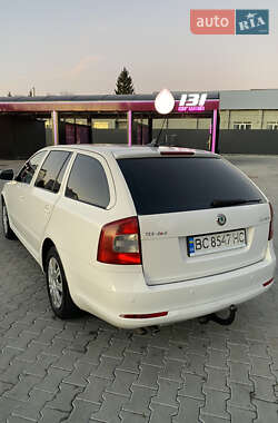 Универсал Skoda Octavia 2012 в 