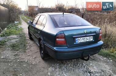 Лифтбек Skoda Octavia 1998 в Ивано-Франковске