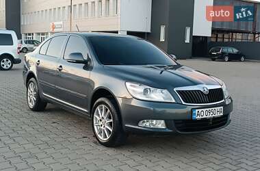 Ліфтбек Skoda Octavia 2012 в Хусті