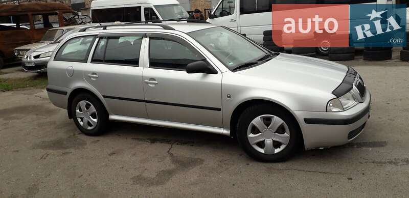 Универсал Skoda Octavia 2004 в Чернигове