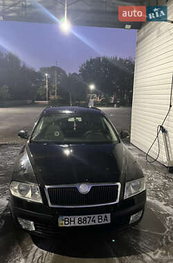 Лифтбек Skoda Octavia 2006 в Одессе