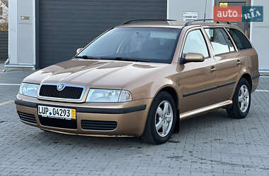 Универсал Skoda Octavia 2001 в Нововолынске