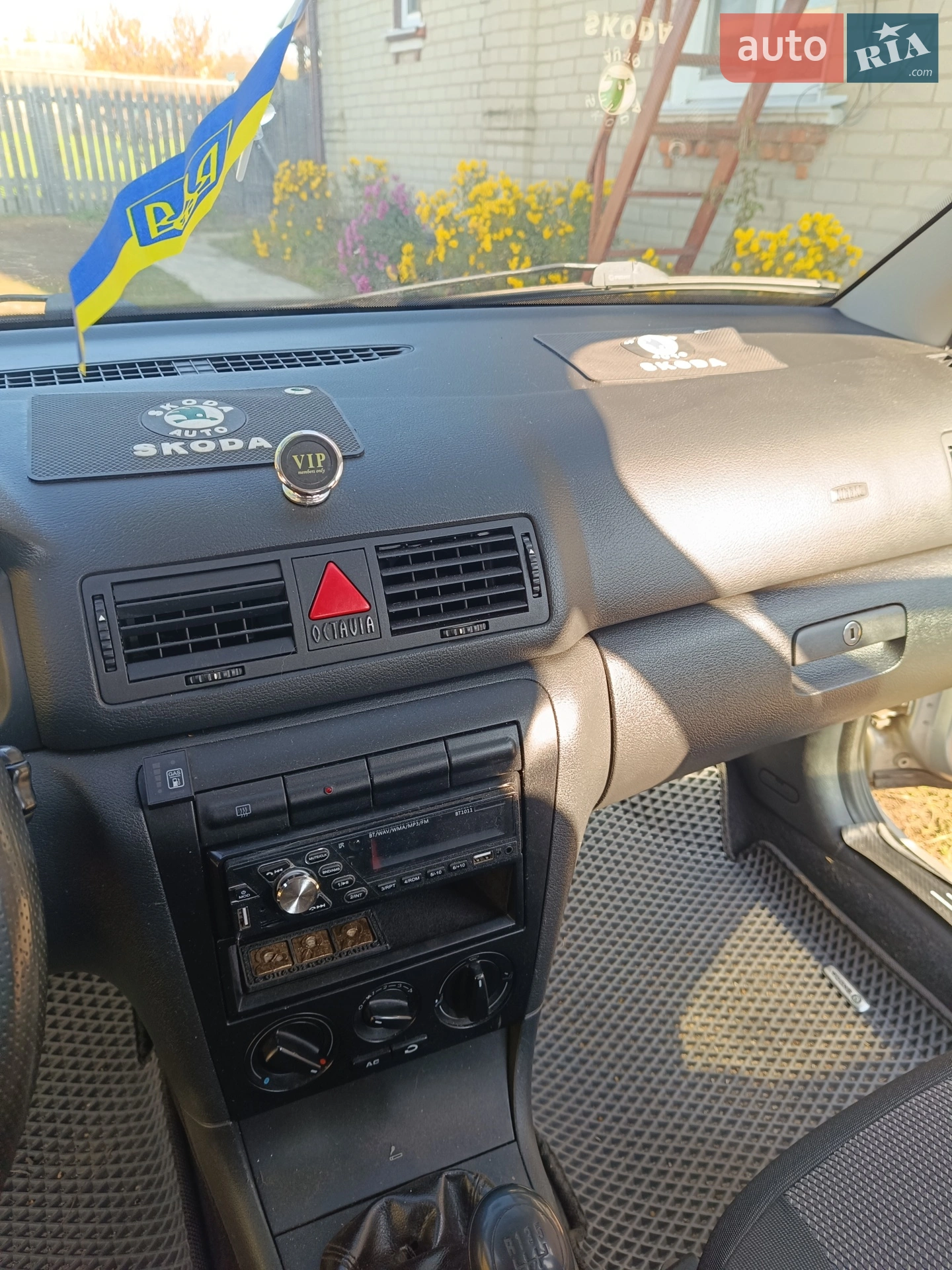 2010 Skoda Octavia - мініатюра 9