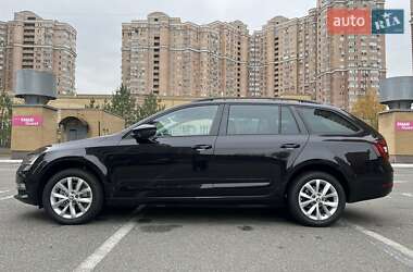 Универсал Skoda Octavia 2020 в Киеве