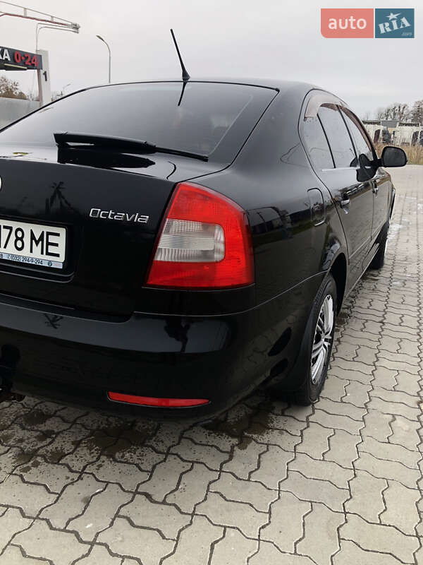 Лифтбек Skoda Octavia 2010 в Радехове фото 2 Лифтбек Skoda Octavia 2010 в Радехове