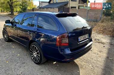 Универсал Skoda Octavia 2010 в 