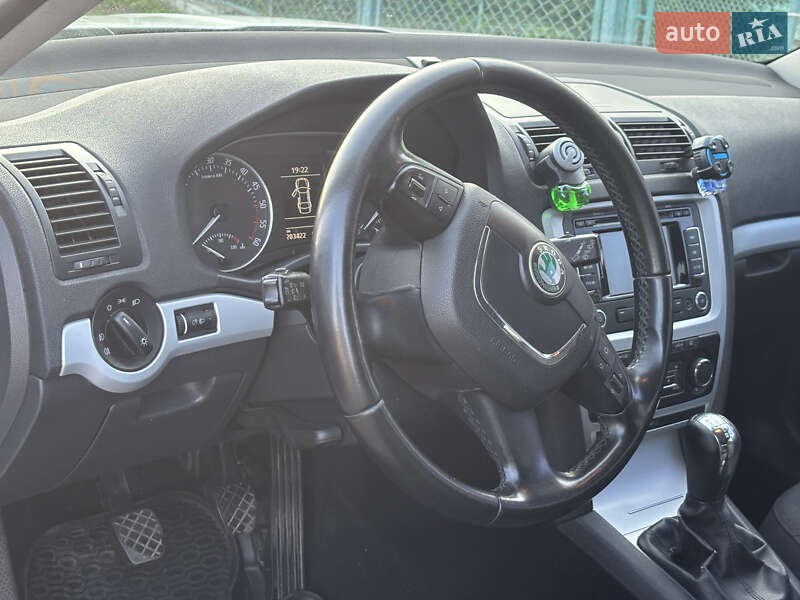 Универсал Skoda Octavia 2010 в Стрые