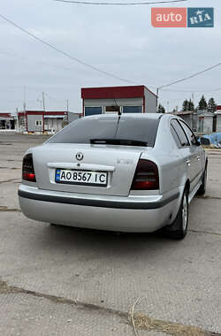 Ліфтбек Skoda Octavia 2001 в Харкові