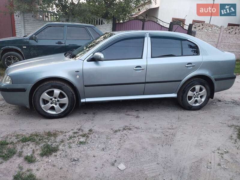 Лифтбек Skoda Octavia 2004 в Сумах