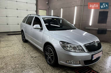 Универсал Skoda Octavia 2010 в Харькове