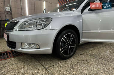 Универсал Skoda Octavia 2010 в Харькове