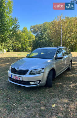 Универсал Skoda Octavia 2015 в Нежине