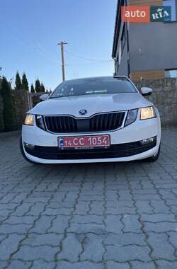 Ліфтбек Skoda Octavia 2018 в Стрию