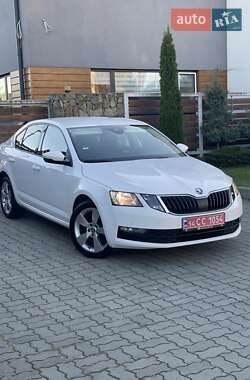 Ліфтбек Skoda Octavia 2018 в Стрию