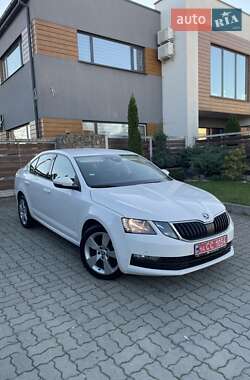 Ліфтбек Skoda Octavia 2018 в Стрию