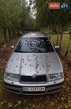 Универсал Skoda Octavia 2004 в Старом Самборе