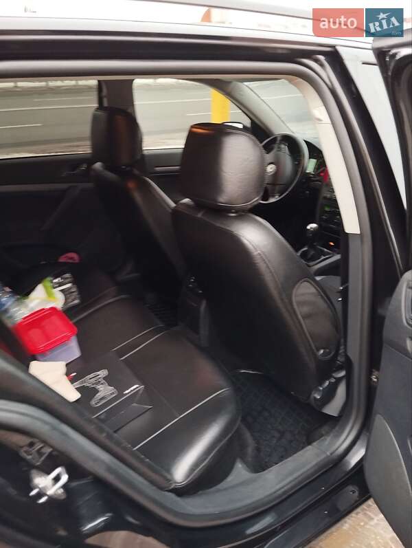Универсал Skoda Octavia 2007 в Тернополе