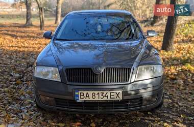 Лифтбек Skoda Octavia 2008 в Долинской